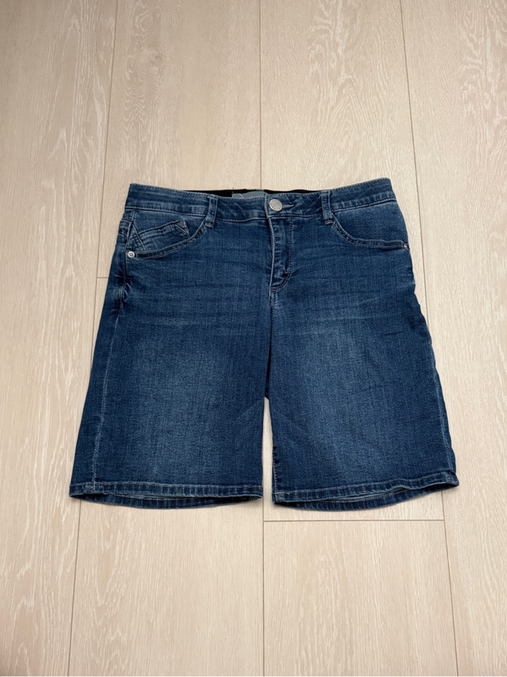 Wit & Wisdom Indigo Denim Bermuda Shorts